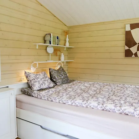 Stiilne Majake Saunaga Kuusiku