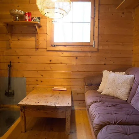 Stiilne Majake Saunaga Kuusiku